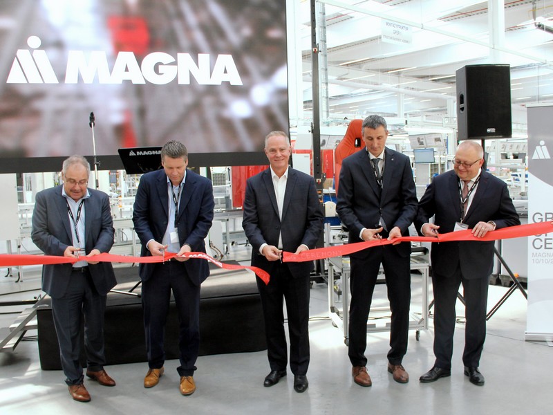 Magna otevřela nový závod v Chomutově